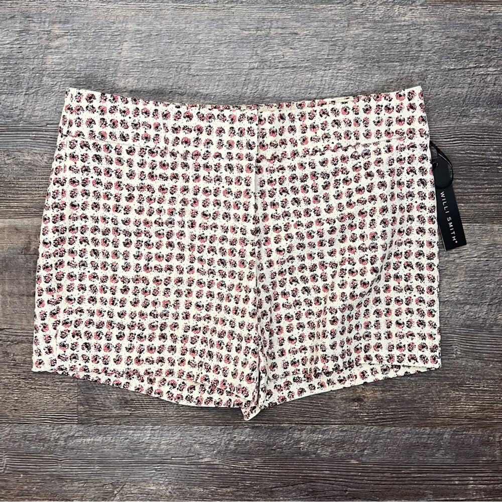NWT Willi Smith Floral Print Women Shorts size 8 B131